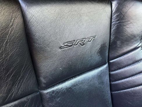 Used 2015 Dodge Challenger SRT image 46