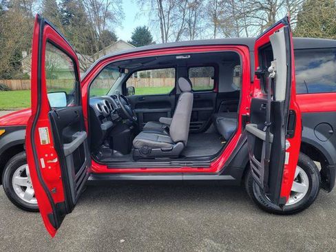Used 2005 Honda Element EX image 10