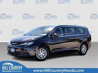 Used 2017 Chrysler Pacifica Touring