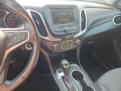 Used 2019 Chevrolet Equinox LT AWD/4WD image 18