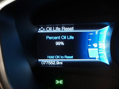 Used 2020 Ford Fusion SE image 7