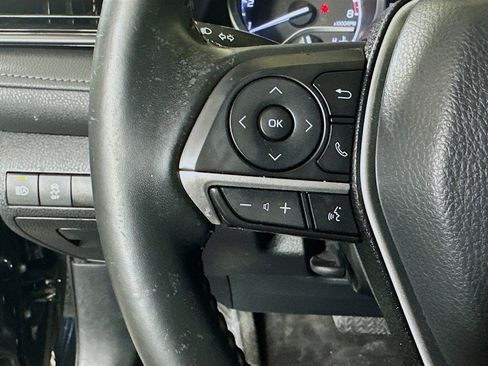 Used 2023 Toyota Camry XLE FWD image 16