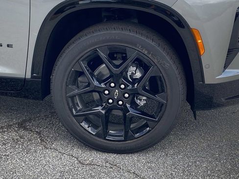 New 2026 Chevrolet Traverse RS image 9