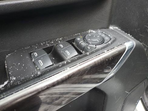 Used 2020 Chevrolet Silverado 2500 LTZ w/ LTZ Plus Package image 23