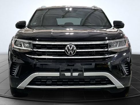 Used 2023 Volkswagen Atlas Cross Sport SE w/ Black Wheel Package AWD/4WD image 3
