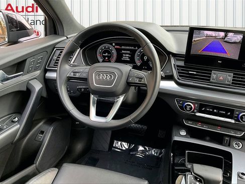 Used 2025 Audi Q5 2.0T Premium w/ Convenience Plus Package image 8