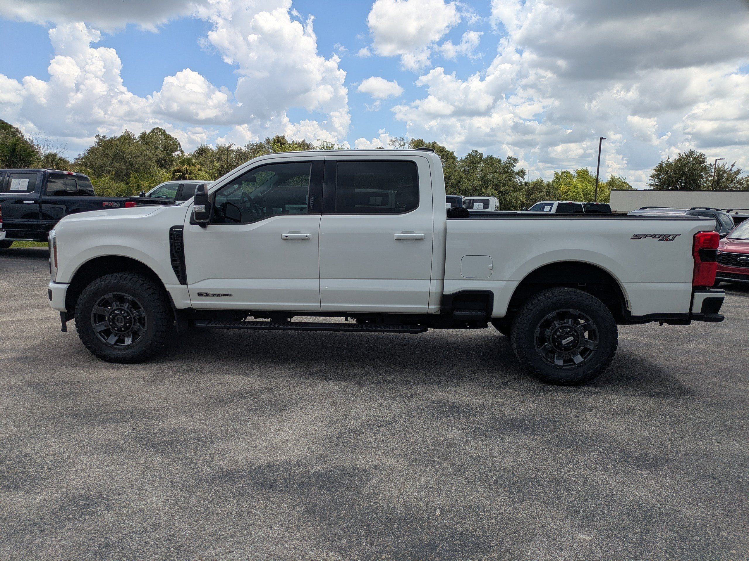Used 2024 Ford F350 Lariat w/ Sport Appearance Package AWD/4WD image 7