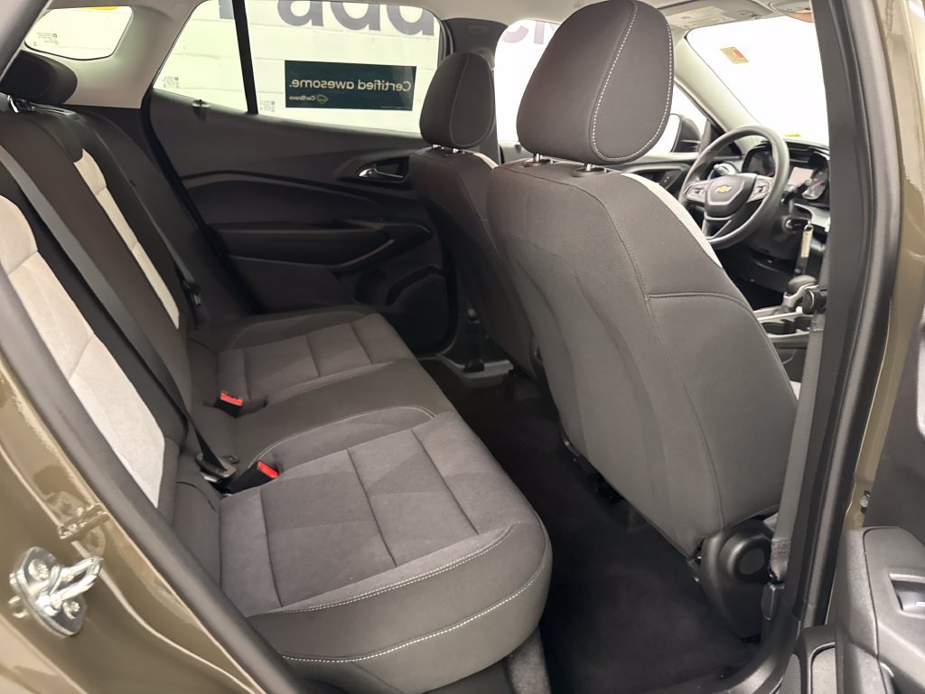 Certified 2024 Chevrolet Trax LS FWD image 26