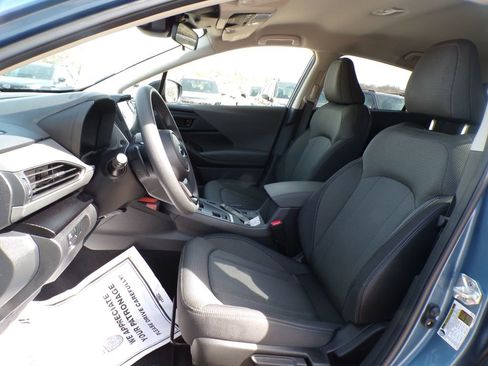 Used 2024 Subaru Crosstrek 2.0i Premium image 16