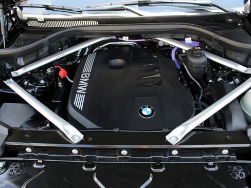 Used 2025 BMW X6 xDrive40i image 35