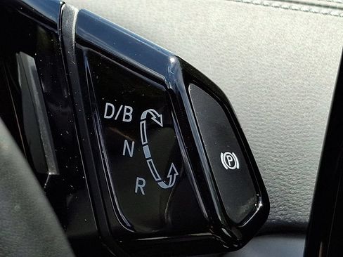 Used 2023 Volkswagen ID.4 Pro RWD image 18