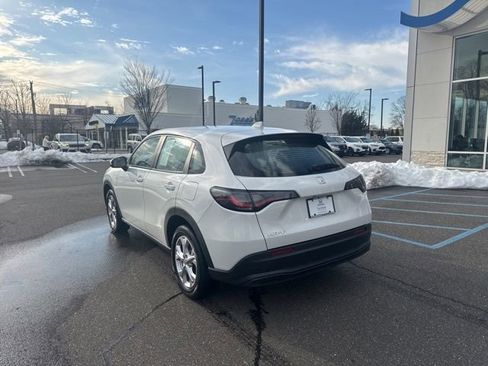 Certified 2023 Honda HR-V LX image 6