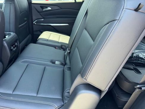New 2026 Chevrolet Traverse LT FWD image 9