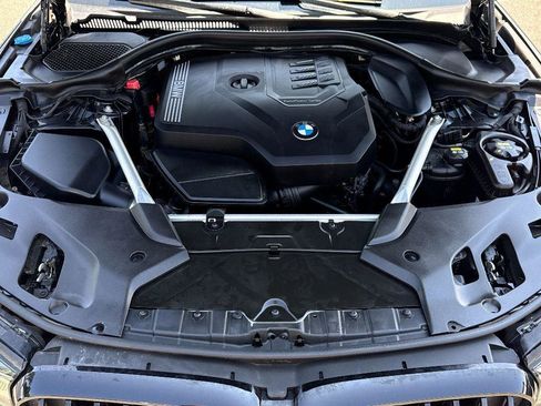 Used 2022 BMW 530i w/ Executive Package image 28