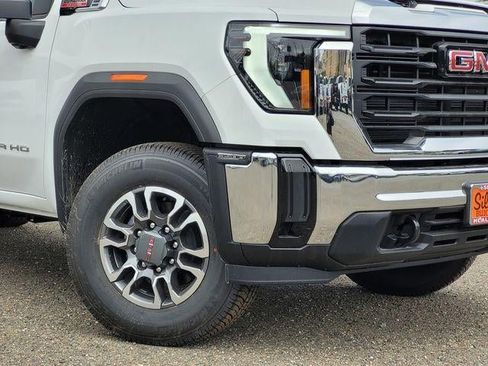 New 2026 GMC Sierra 3500 Pro w/ Convenience Package AWD/4WD image 9