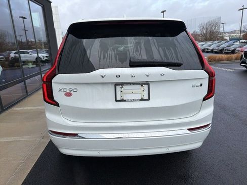 New 2026 Volvo XC90 B6 Ultra image 4