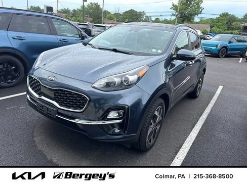 Used 2021 Kia Sportage EX w/ EX Technology Package AWD/4WD image 3