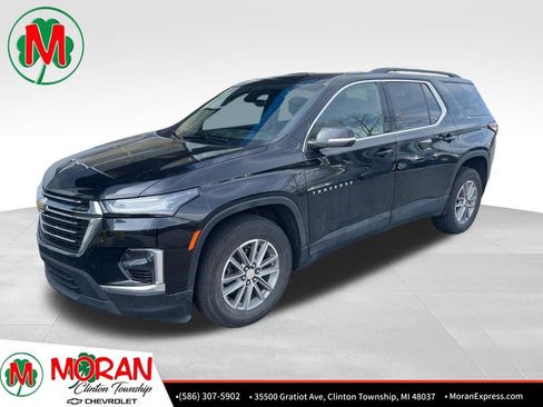 Used 2023 Chevrolet Traverse LT image 1