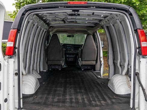 Used 2023 Chevrolet Express 2500 Extended w/ Driver Convenience Package image 21