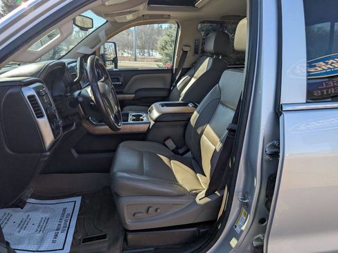 Used 2018 Chevrolet Silverado 2500 LTZ image 15