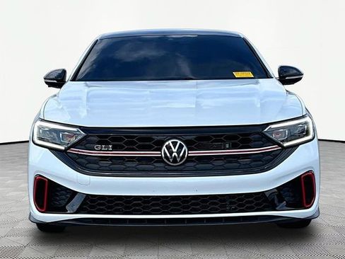 Used 2022 Volkswagen Jetta GLI Autobahn FWD image 2