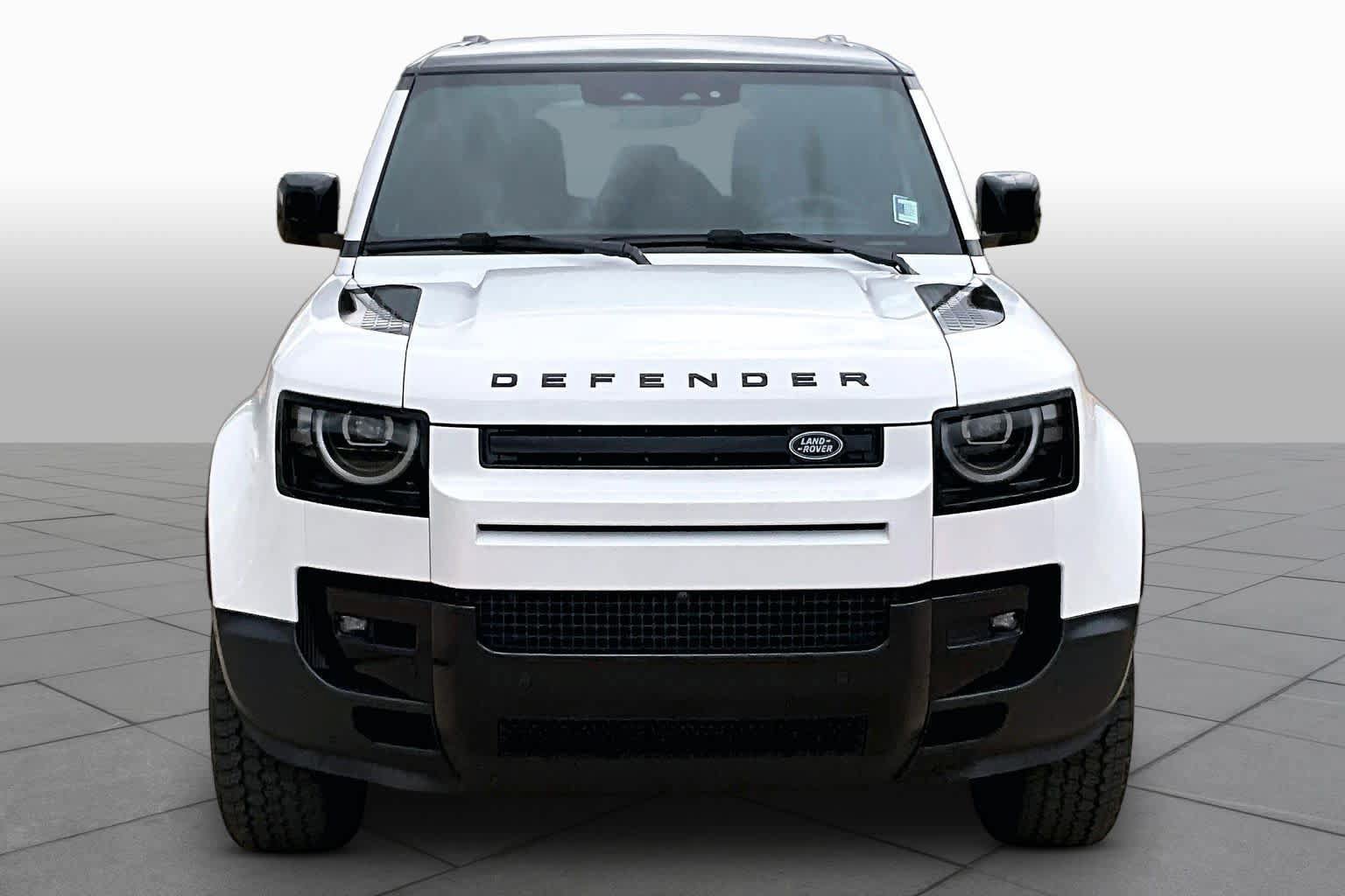 Used 2026 Land Rover Defender 110 S AWD/4WD image 3
