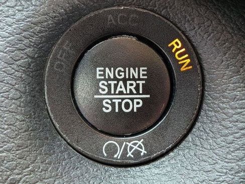 Used 2018 Jeep Cherokee Overland AWD/4WD image 20