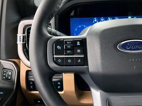 Used 2025 Ford F350 Lariat w/ Lariat Ultimate Package image 22