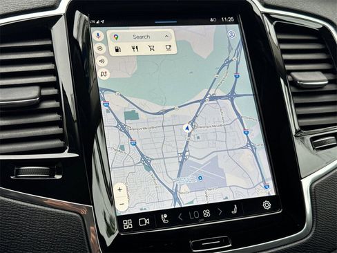 Certified 2023 Volvo XC90 B6 Plus w/ Protection Package Premier image 19