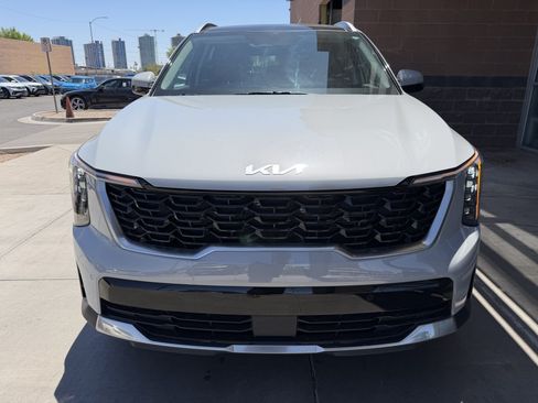 Used 2025 Kia Sorento S w/ Panoramic Sunroof Package FWD image 10