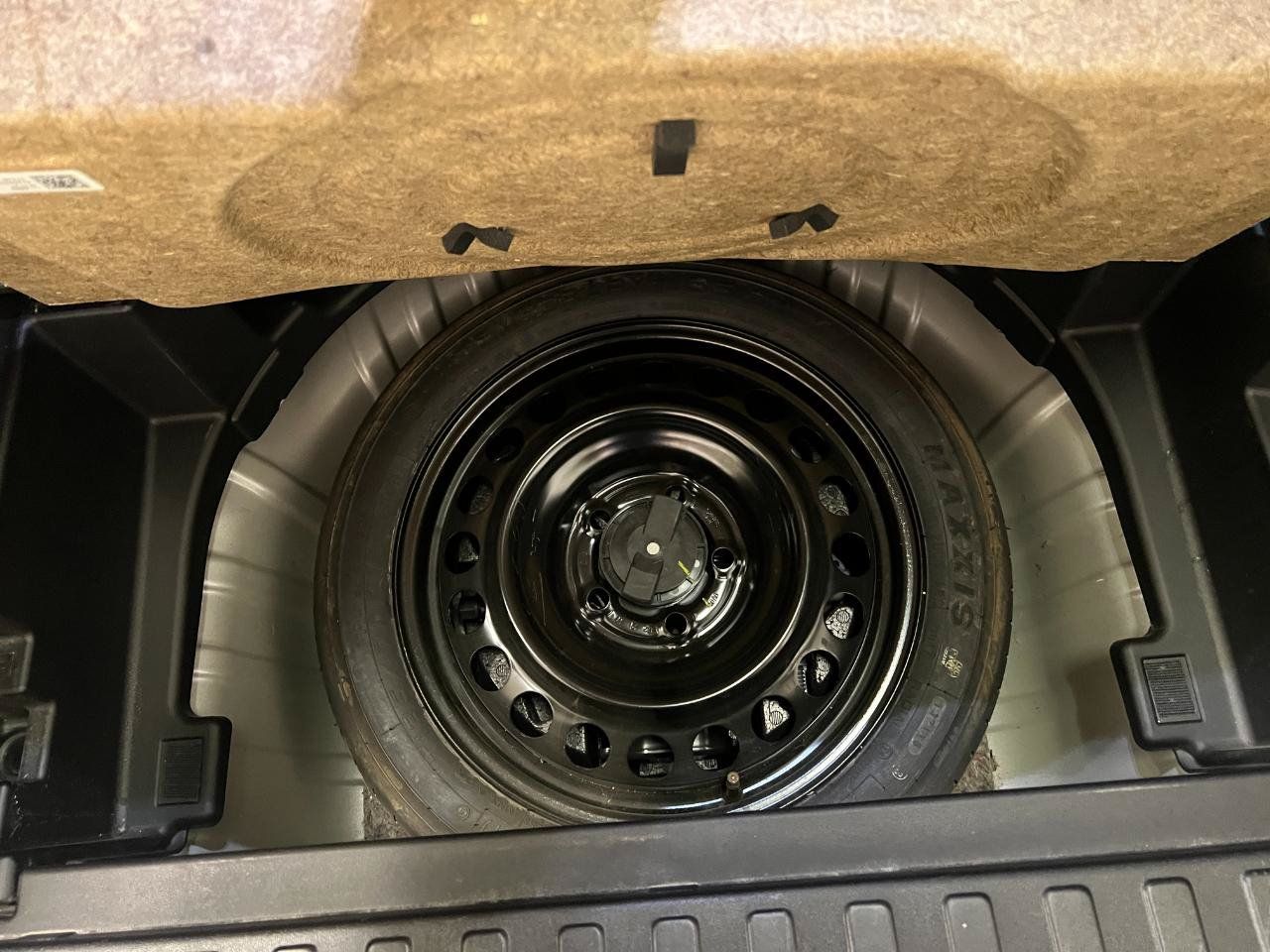 Used 2018 Chevrolet Equinox LT FWD image 59