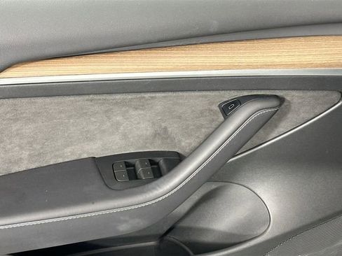 Used 2023 Tesla Model 3 Standard Range RWD image 21