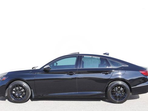 Used 2020 Honda Accord Touring image 10