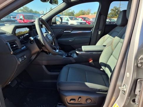 New 2026 GMC Terrain AT4 w/ Convenience Package III AWD/4WD image 12