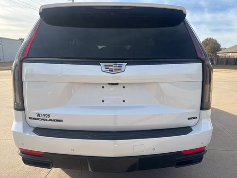 Used 2022 Cadillac Escalade Sport w/ Heavy-Duty Trailer Package image 4