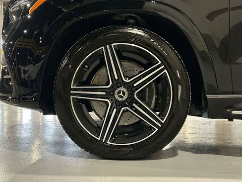 Used 2025 Mercedes-Benz GLE 350 4MATIC image 5