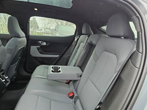 Used 2021 Polestar Polestar 2 image 21