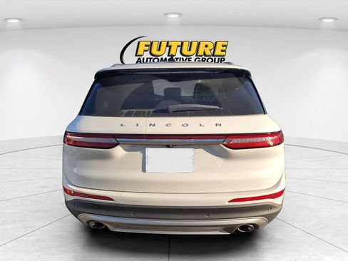 Used 2022 Lincoln Corsair AWD w/ Premium Package image 4