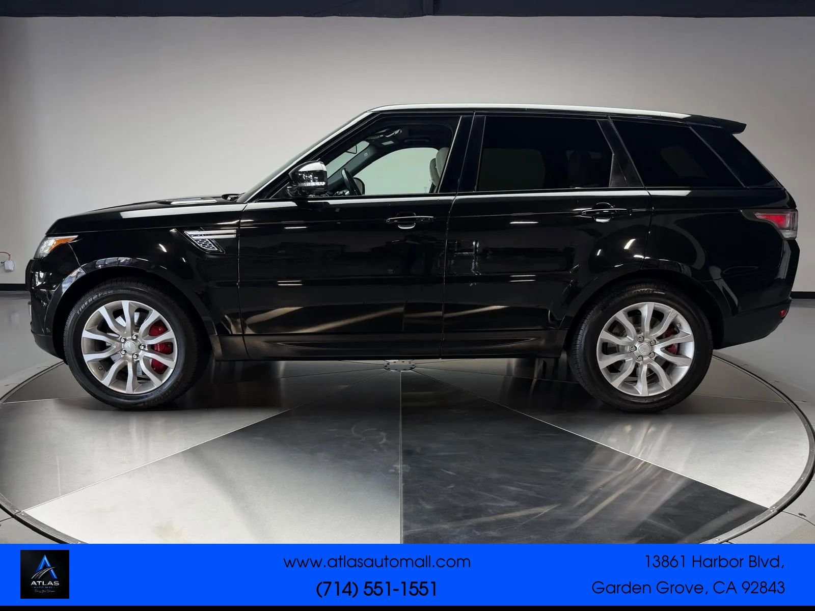 Used 2015 Land Rover Range Rover Sport Supercharged AWD/4WD image 4