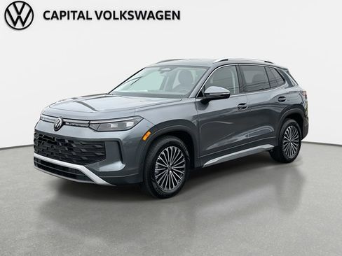 New 2026 Volkswagen Tiguan S image 1