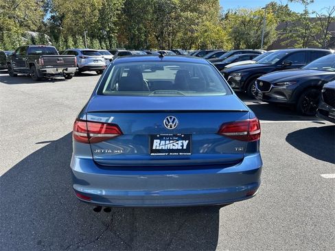 Used 2016 Volkswagen Jetta SEL w/ Lighting Package image 7