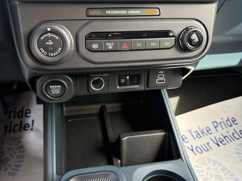 New 2026 Ford Maverick Lariat w/ Black Appearance Package image 32