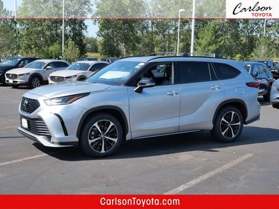 Used 2022 Toyota Highlander XSE