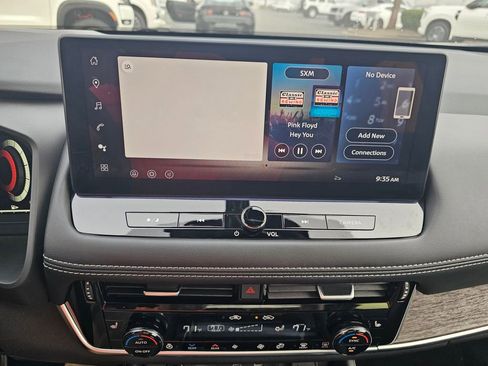 Used 2026 Nissan Rogue Platinum w/ Platinum Premium Package image 26