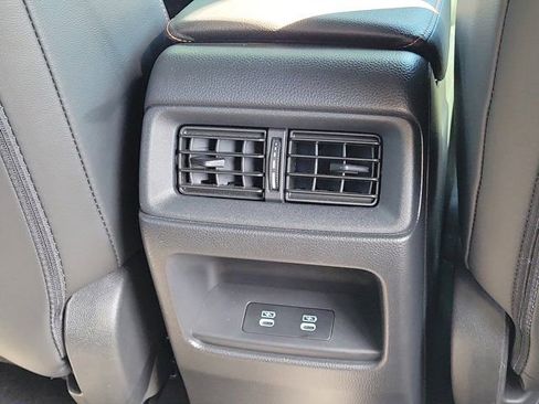 Used 2024 Honda CR-V Sport Touring image 6