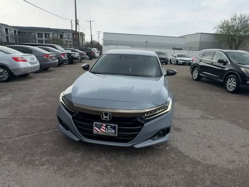 Used 2022 Honda Accord Sport image 3