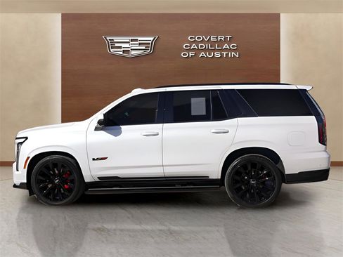 Certified 2025 Cadillac Escalade V w/ LPO, ONYX Package image 2