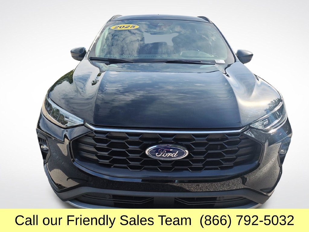 Used 2025 Ford Escape ST-Line Select AWD/4WD image 10