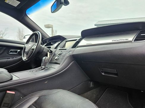Used 2014 Ford Taurus SEL w/ Equipment Group 201A image 9