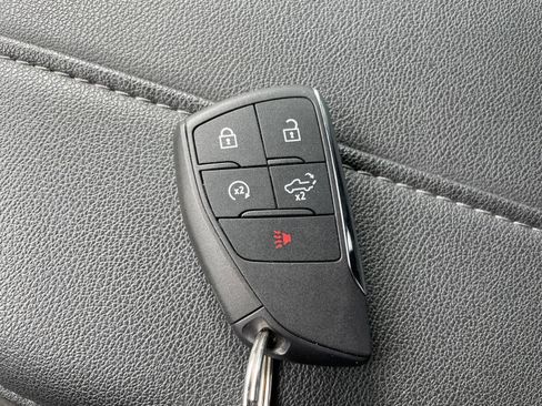 Used 2025 Chevrolet Silverado 1500 LT image 27